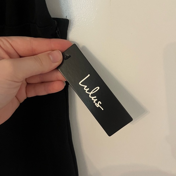 Lulu’s Fashionably On Time black bodycon dress, size small, new with tags NWT - Picture 4 of 8